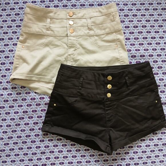 Lot of 2 pairs high waisted button fly short shorts, size 6 - Picture 1 of 4